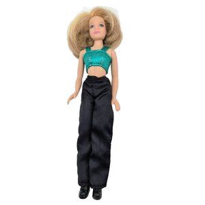 Brittany Spears Doll Baby One More Time Pop Music #1 Superstar 2000 Play Along